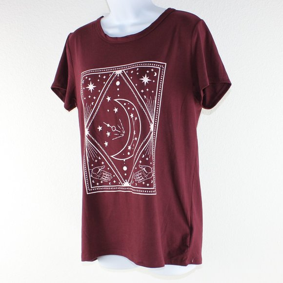 Streetwear Society Tops - maroon short sleeve graphic tshirt